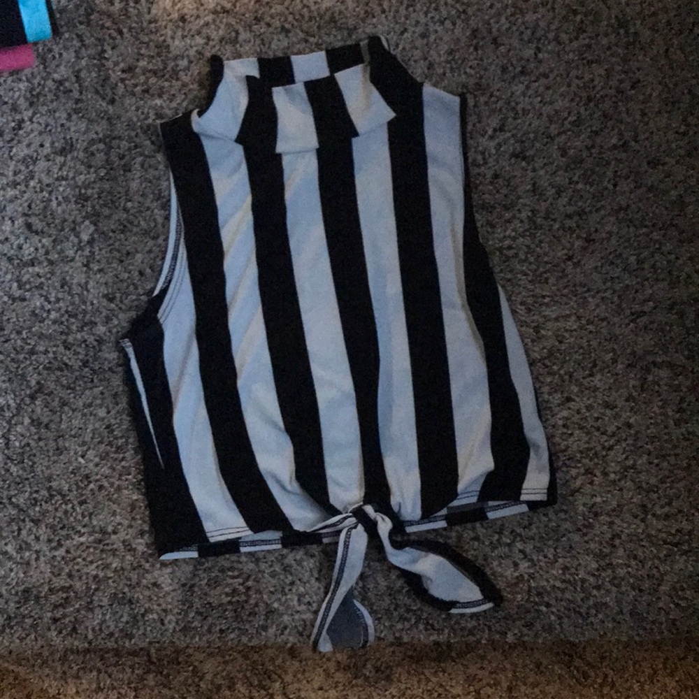 Turtle neck crop top